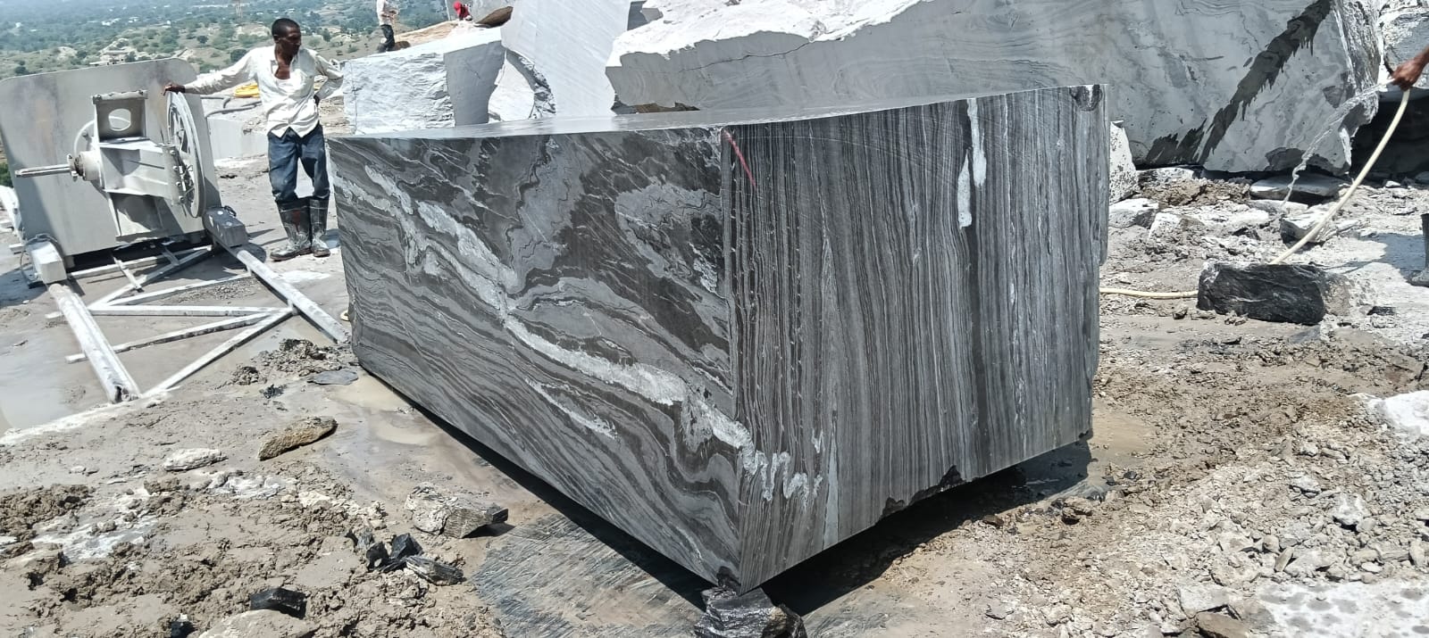 Block R 11