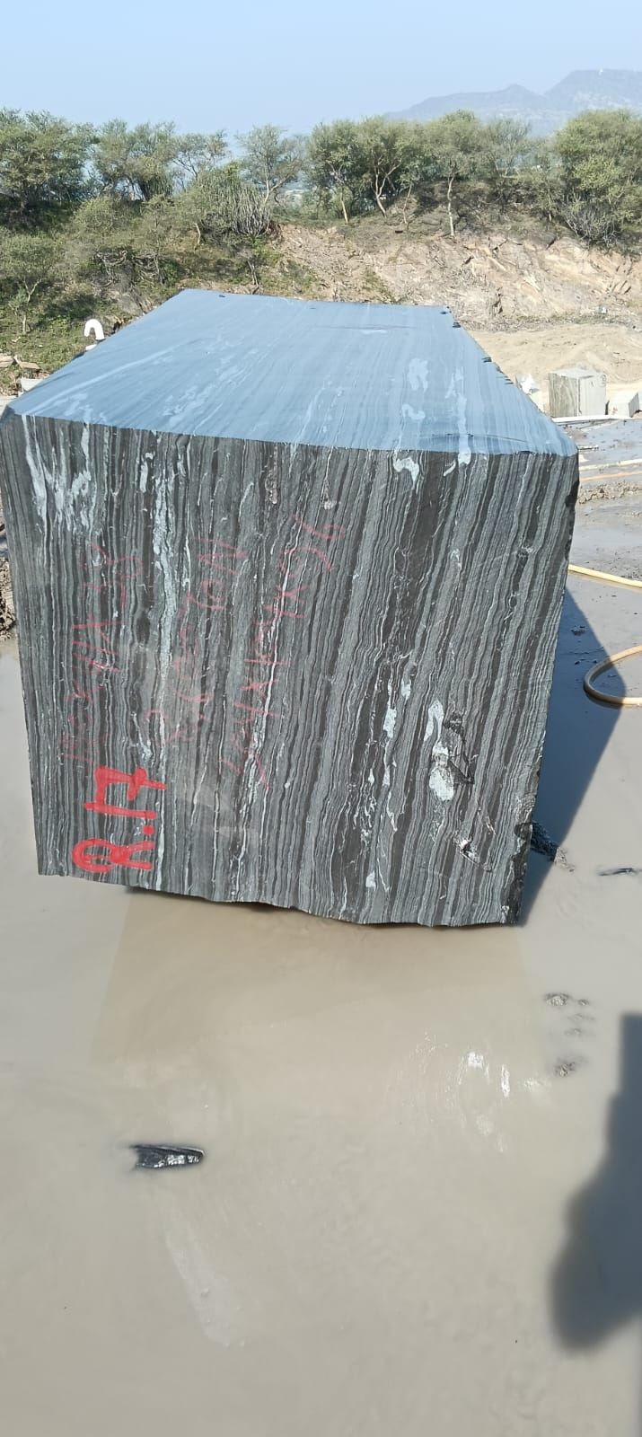 Block R17