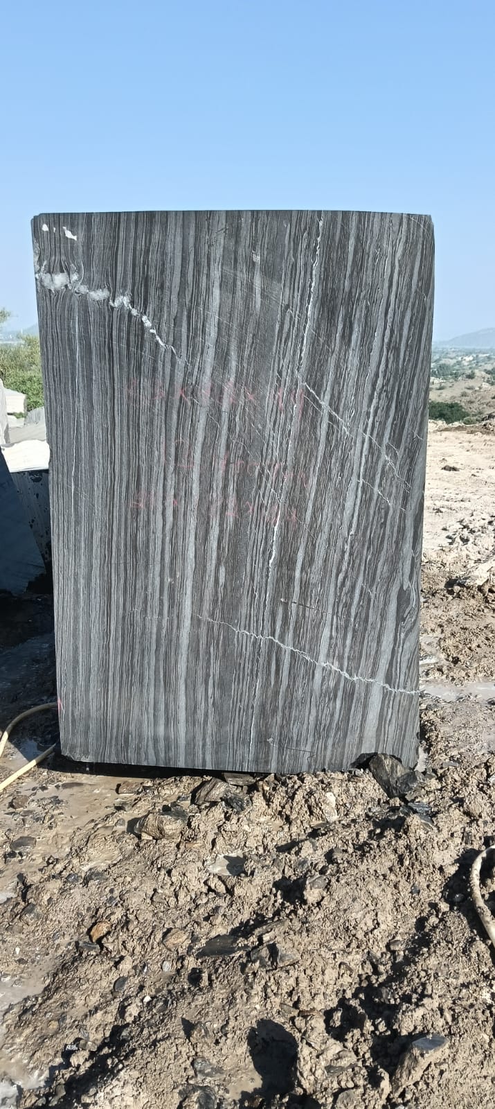 Block R25